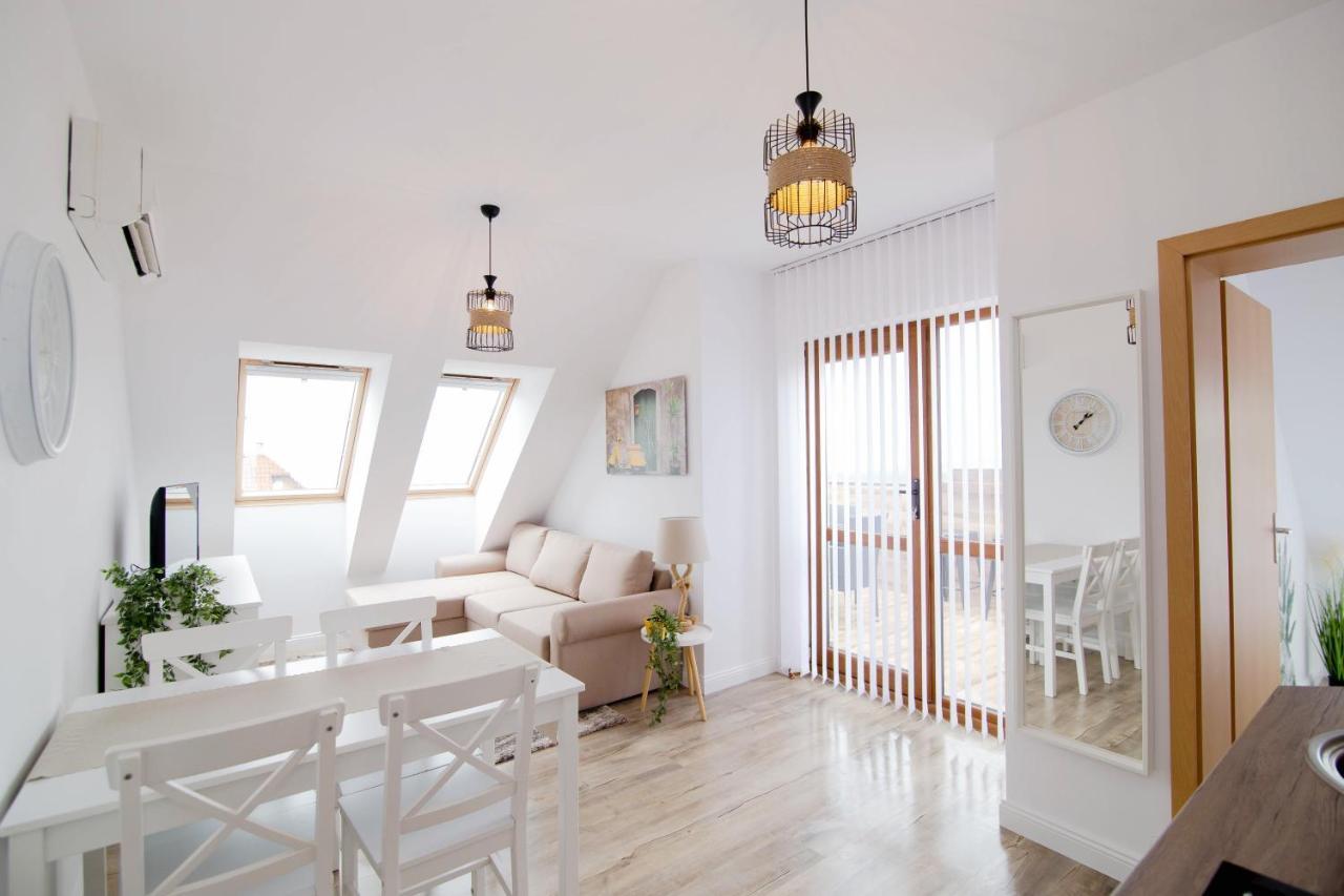 Four Seasons Apartment - Oasis Beach Resort Bliznatsi Exterior foto