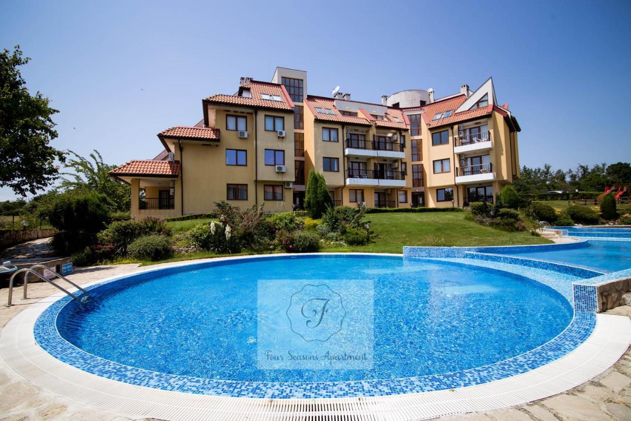 Four Seasons Apartment - Oasis Beach Resort Bliznatsi Exterior foto